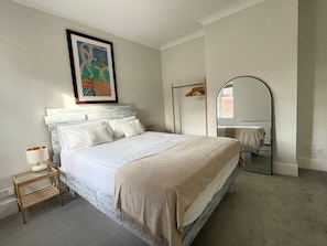 Room - Stunning Beach House At Southsea, Portsmouth (Portsmouth)