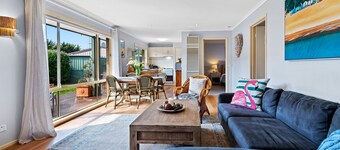 CapelHelm by Ready Set Stay- Sleeps 5 Guests