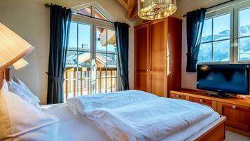 4 Schlafzimmer, Bügeleisen/Bügelbrett, Reisekinderbett, kostenloses WLAN