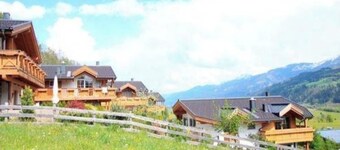 Luxury chalet in a quiet location near ski slopes and swimming lake/beach Zell am See