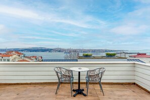 Family Penthouse | Terrace/patio - Etiz Hotels & Residences (Istanbul)