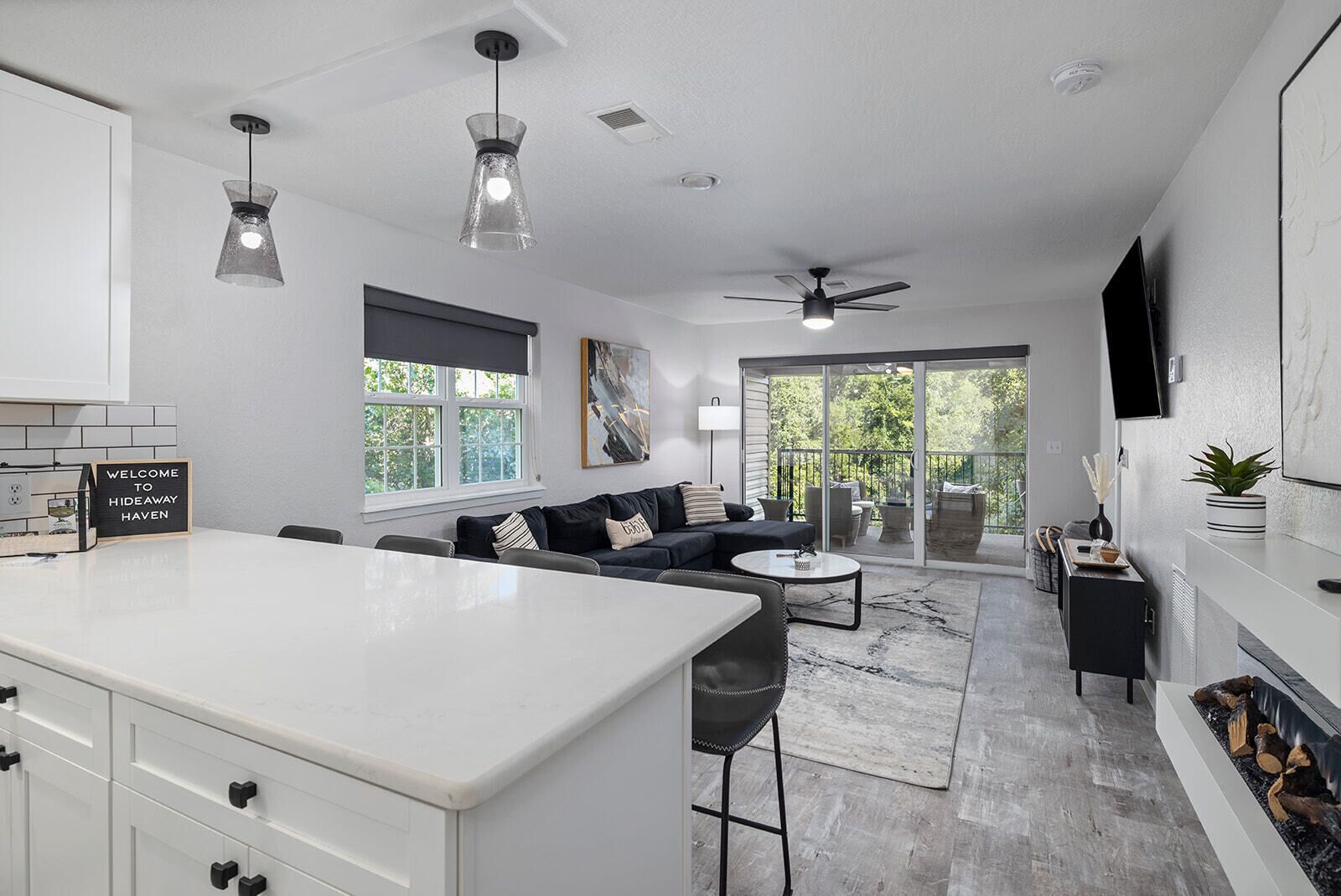 Smart TV, fireplace, table football, ping pong