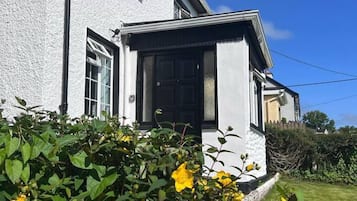 House, Multiple Beds | Exterior
