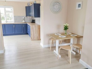 House, Multiple Beds | Living area - Beautiful Cottage With Gardens, Patio & Fireplace (Dromahair)