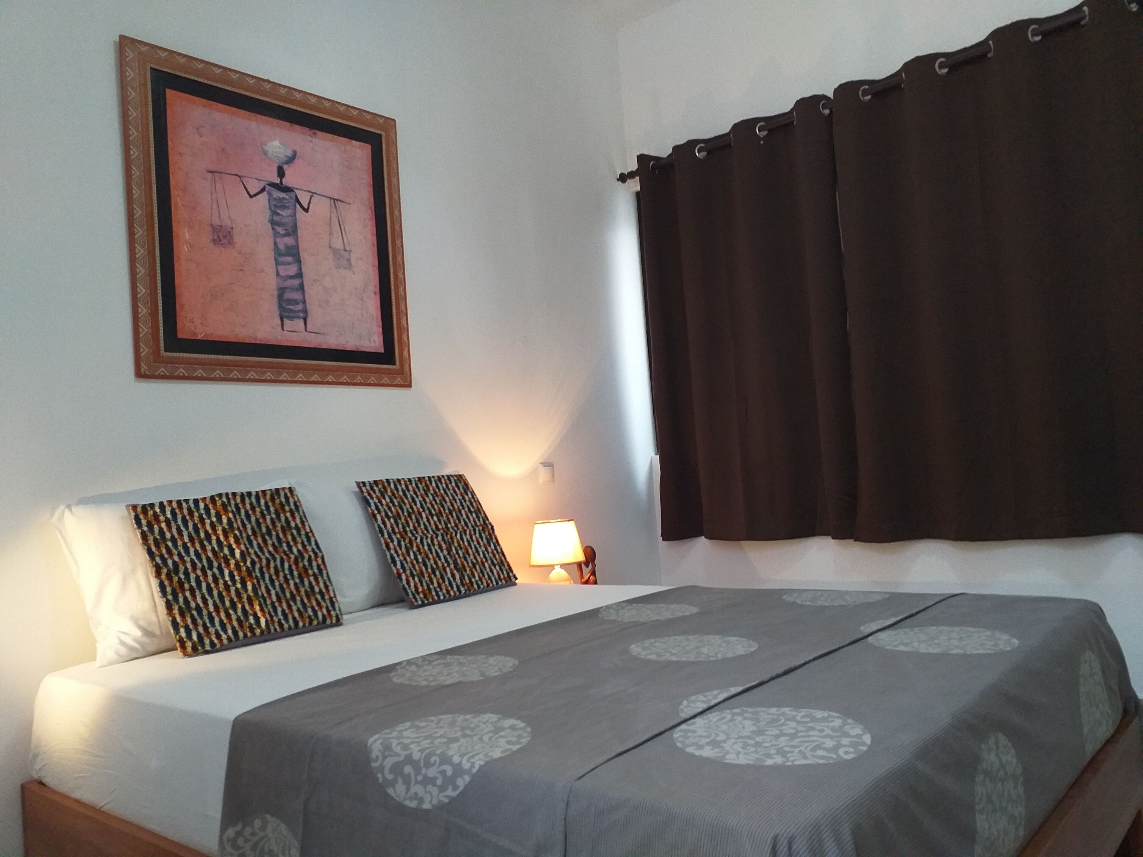 Deluxe Apartment, 2 Bedrooms, Kitchen, Beachside | 2 bedrooms, free WiFi, bed sheets