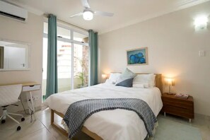 3 bedrooms, WiFi - Beautiful sea views from this airey 3 bedroom apartment (Umhlanga)