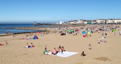 3 Bedroom home on the beach ideal for families with young children