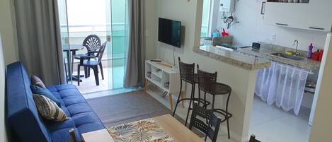 40-inch TV with digital channels, Netflix, streaming services