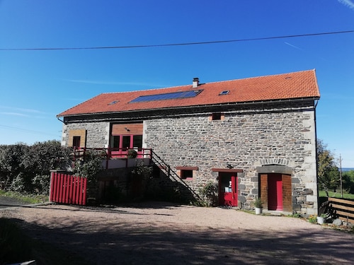 La Picote, large gite for 15 people in a quiet, green setting