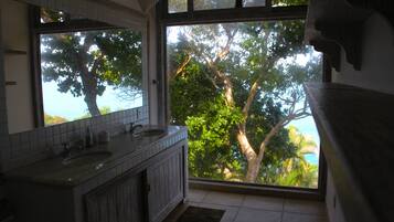 Suíte estúdio superluxo | Banheiro