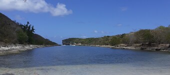 Gîte Dans un Environnement Verdoyant Pour des Vacances Éco-responsables Ste Anne