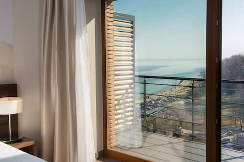 Premium Apartment | Land view from property