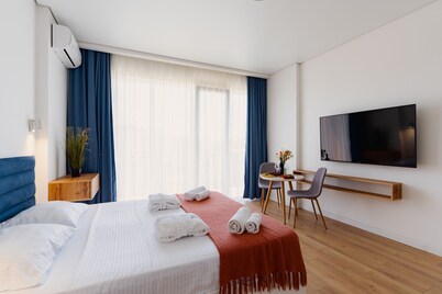 Next Orange Aparthotel Official