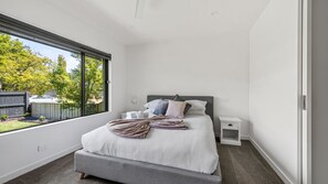 3 bedrooms, WiFi, bed sheets - Casa on Orana is a freshly renovated three bedroom home centrally located 900m to town. (Bright)