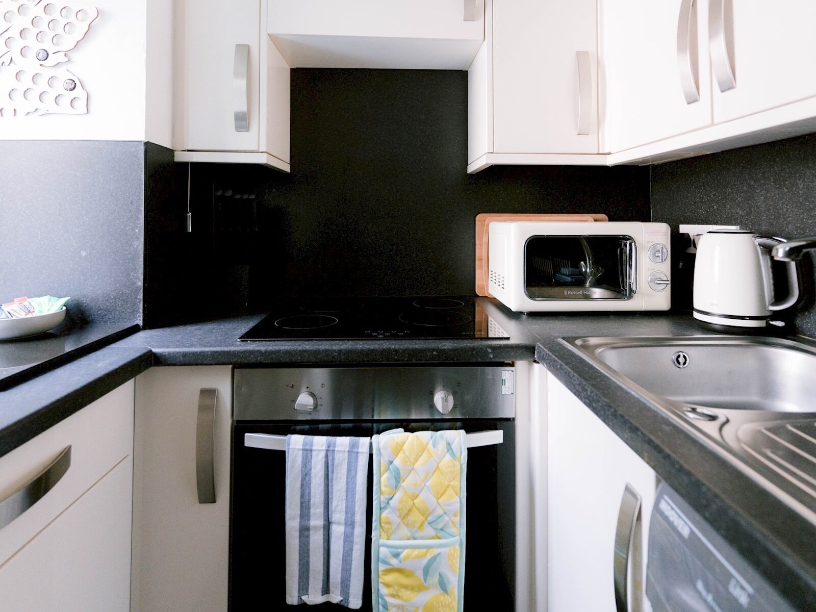 Pass the Keys | Nice 2 bed home in Glasgow West End