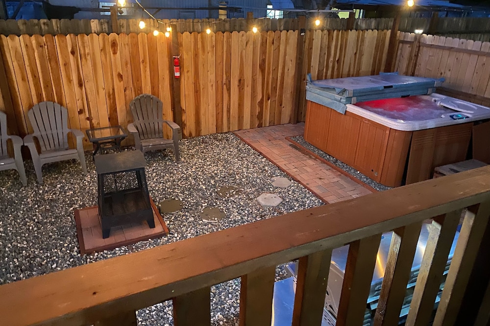 Remodeled mobile 2 min from reds marina and aux dam