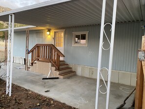 تفاصيل الفندق من الخارج