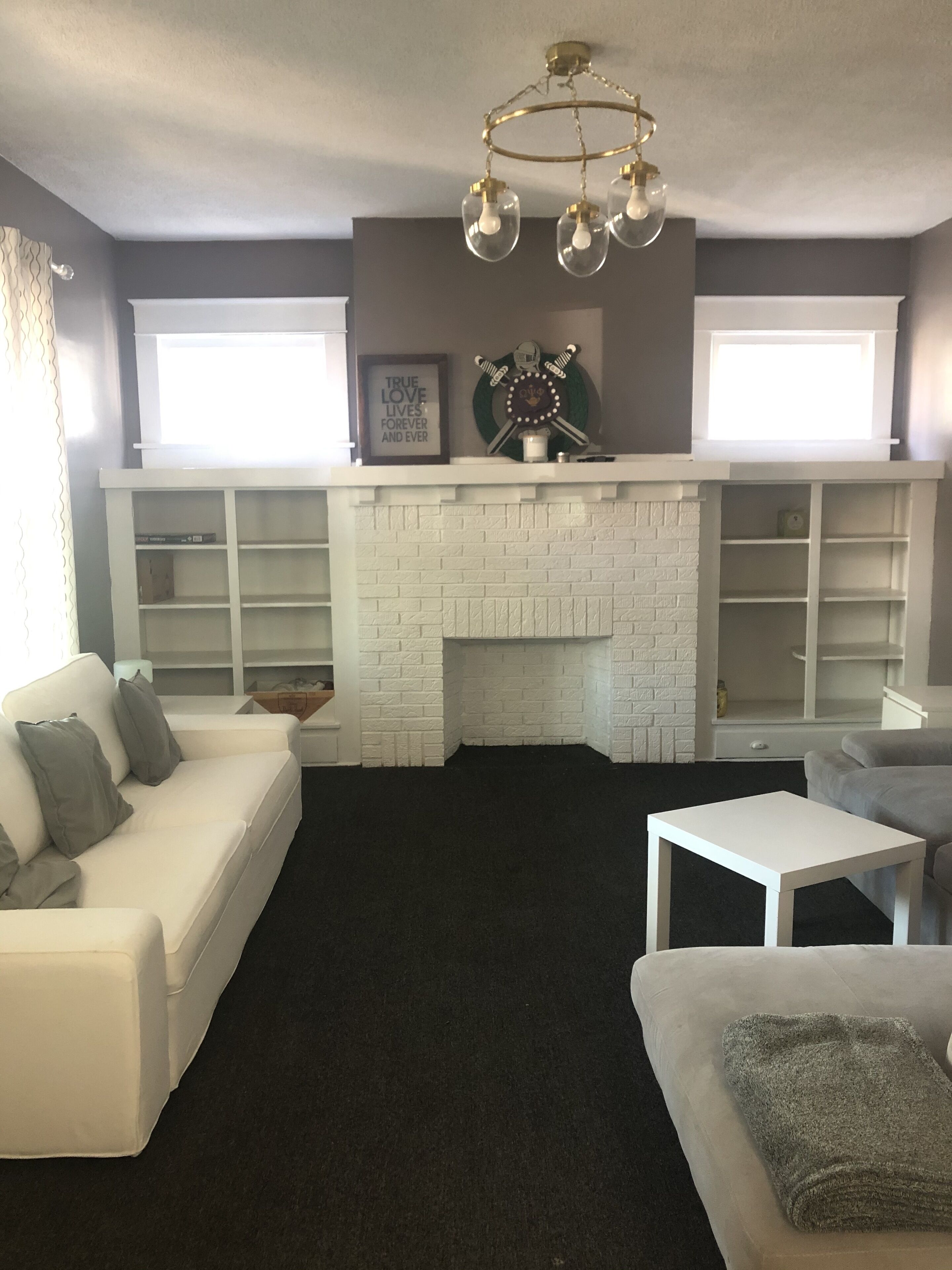 Cozy 5Bd+/ 2Ba House- 7 min from everything local -30 min PITT