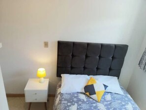 3 quartos, Wi-Fi de cortesia, roupa de cama