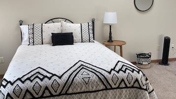 4 bedrooms, free WiFi, bed sheets