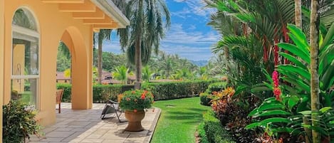 شرفة/رواق