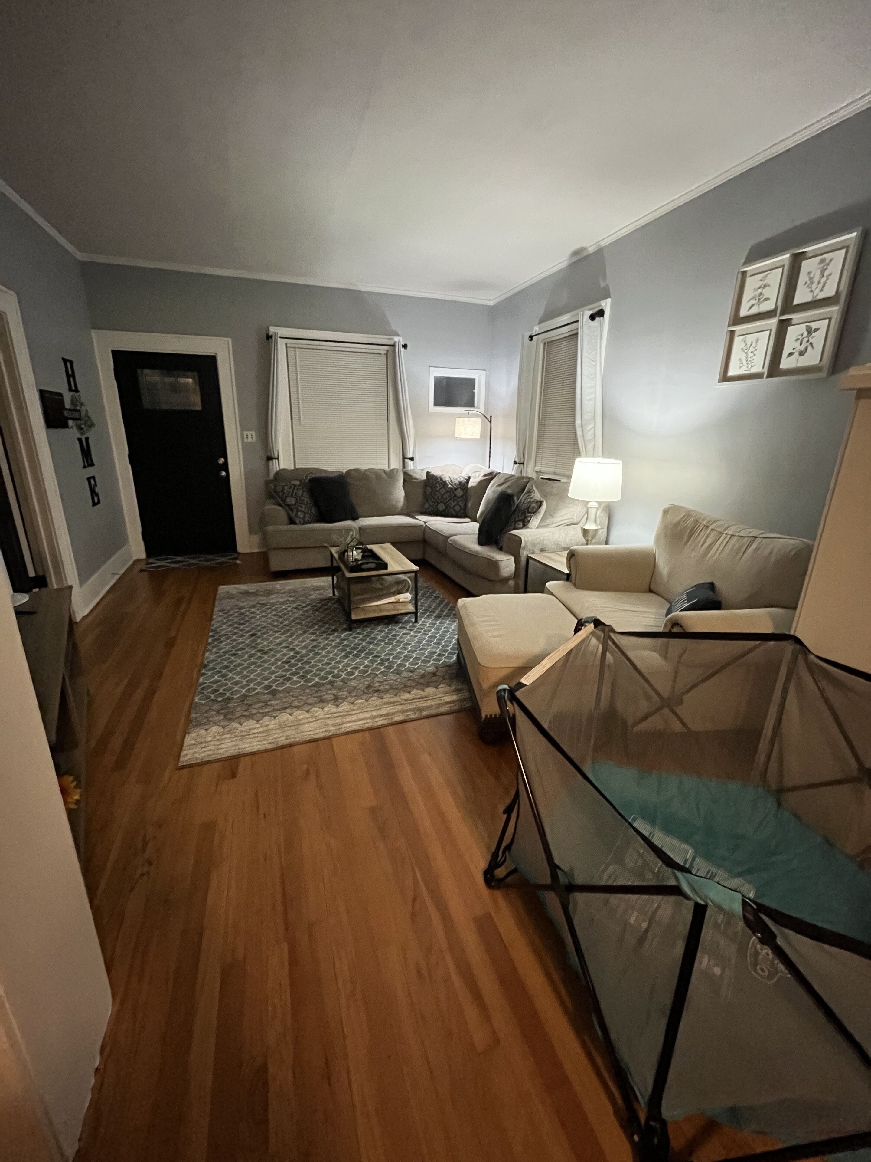 Charming 5-Bed 2-Bath Home Near Aggieville and K-State! Laundry, Parking On Site