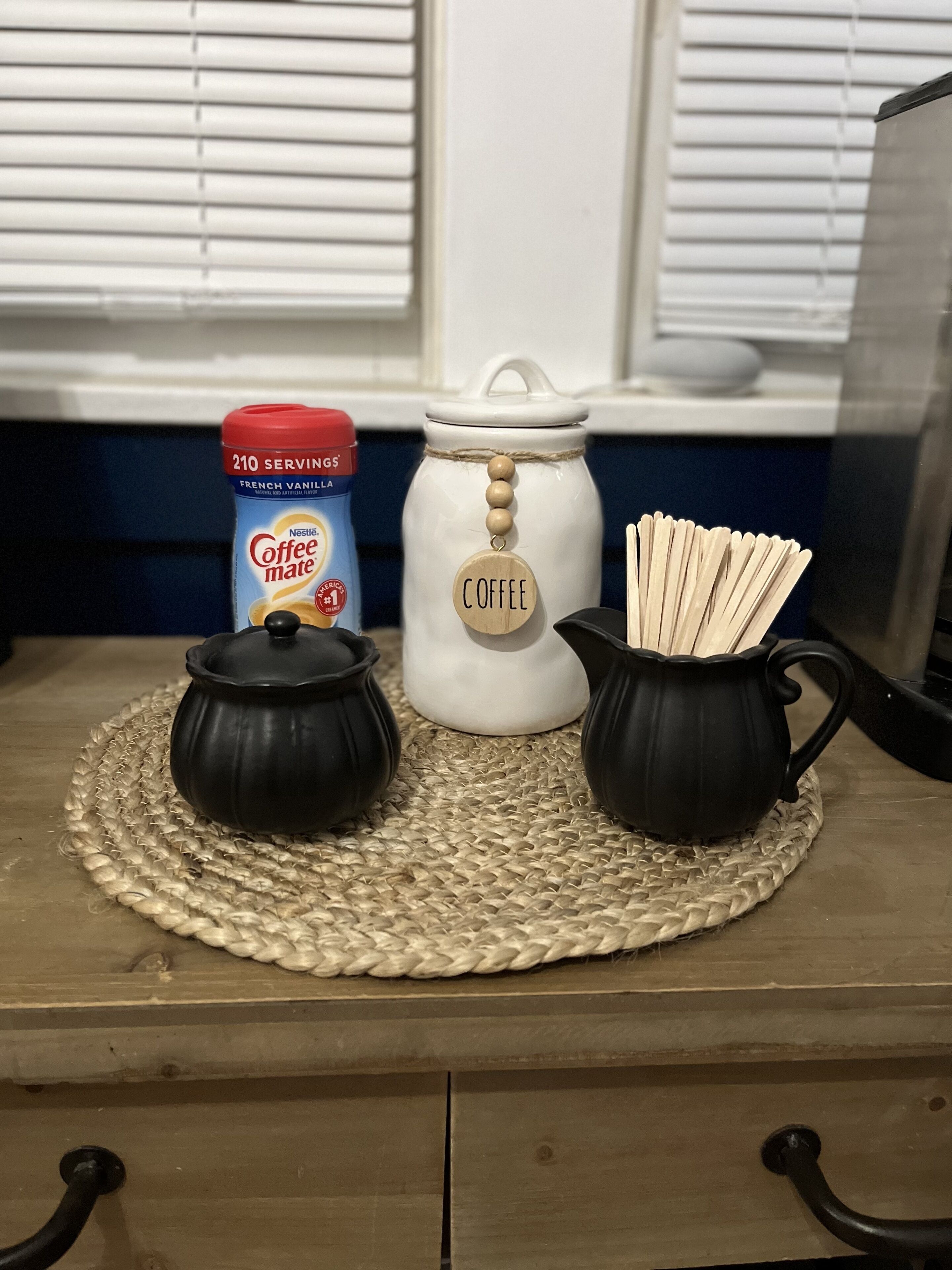 Charming 5-Bed 2-Bath Home Near Aggieville and K-State! Laundry, Parking On Site