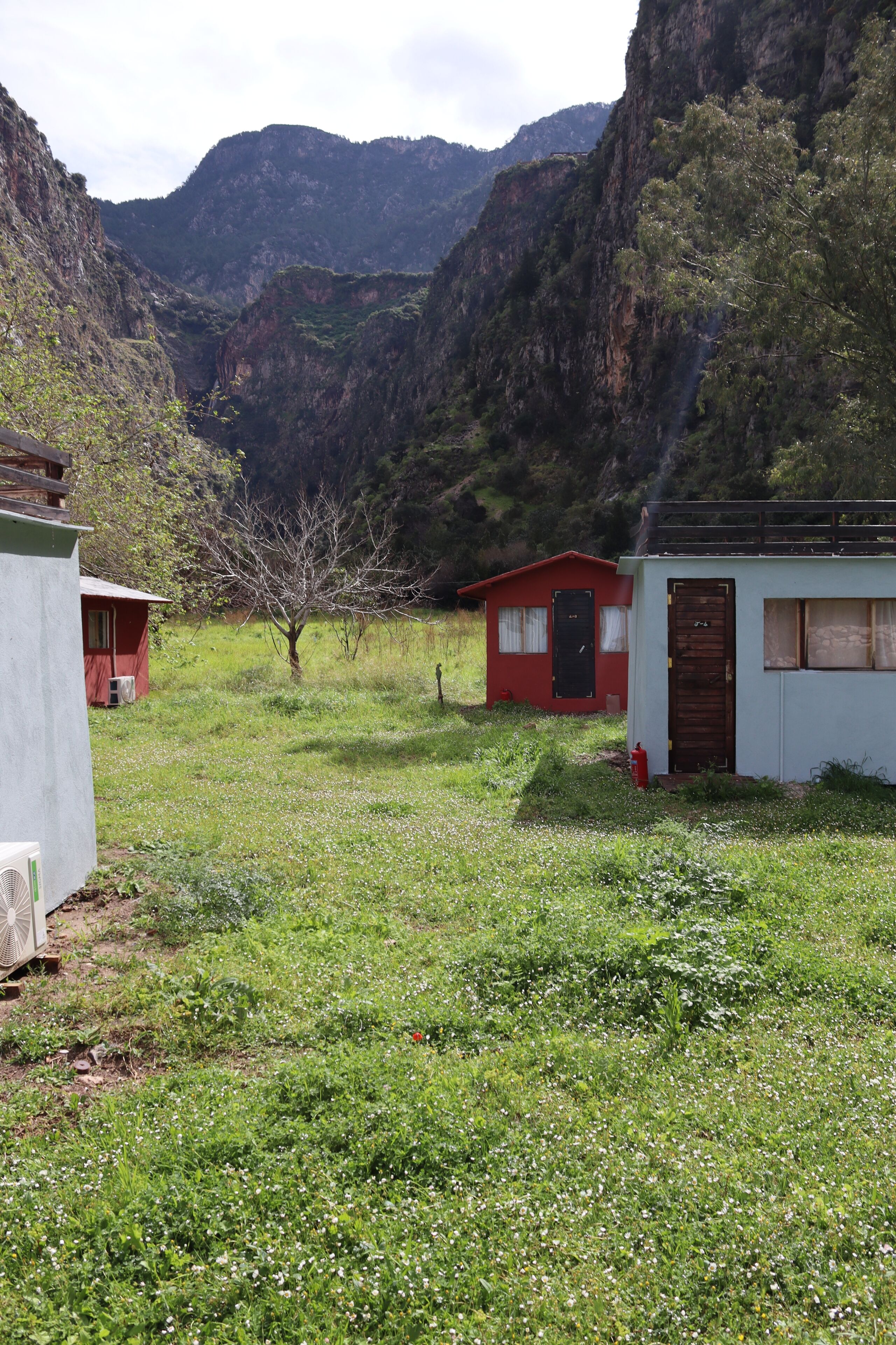 Romantisk trehytte, 1 soverom, sjøutsikt | Sengetøy i egyptisk bomull og sengetøy av topp kvalitet