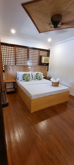 Decoración individual, mobiliario individual, escritorio