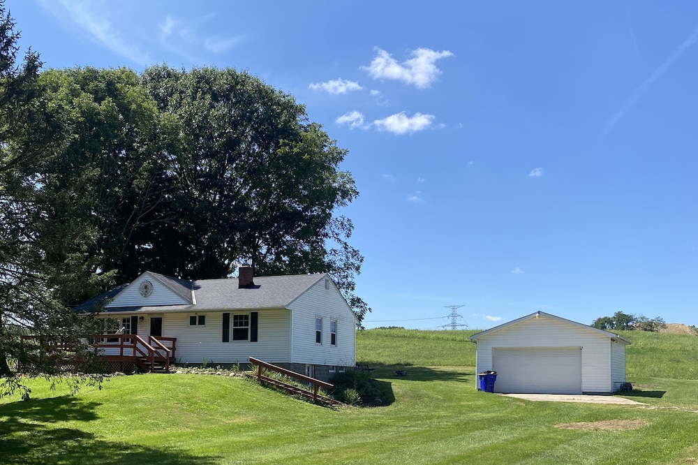 Countryside- 3 Bedroom Home