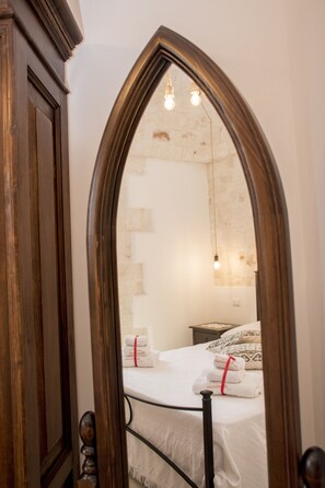 2 Schlafzimmer, Zimmersafe, Schreibtisch, kostenloses WLAN