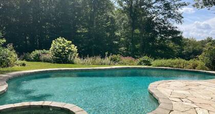 5-bedroom modern farmhouse with heated gunite pool