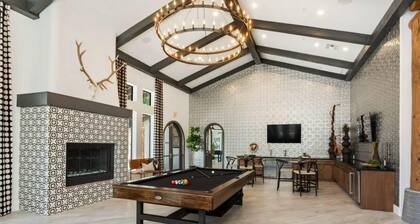 CozySuites Chandler 2BR with 2 pools and Jacuzzi 02
