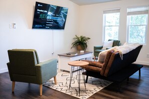 Televisión de pantalla plana, servicios de streaming