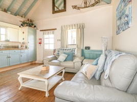 Cottage | Living area
