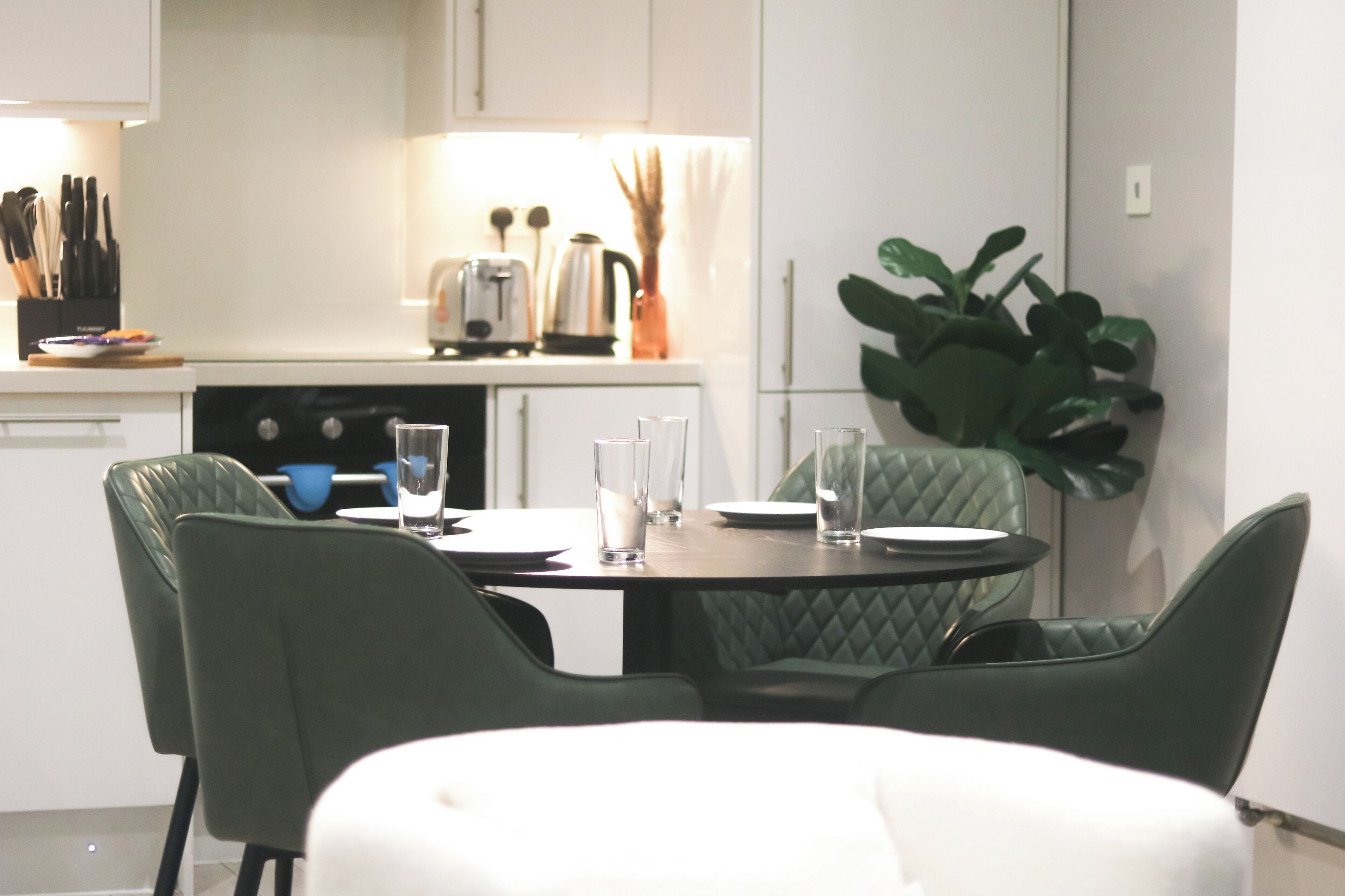 Apartment, 2 Bedrooms | Private kitchen
