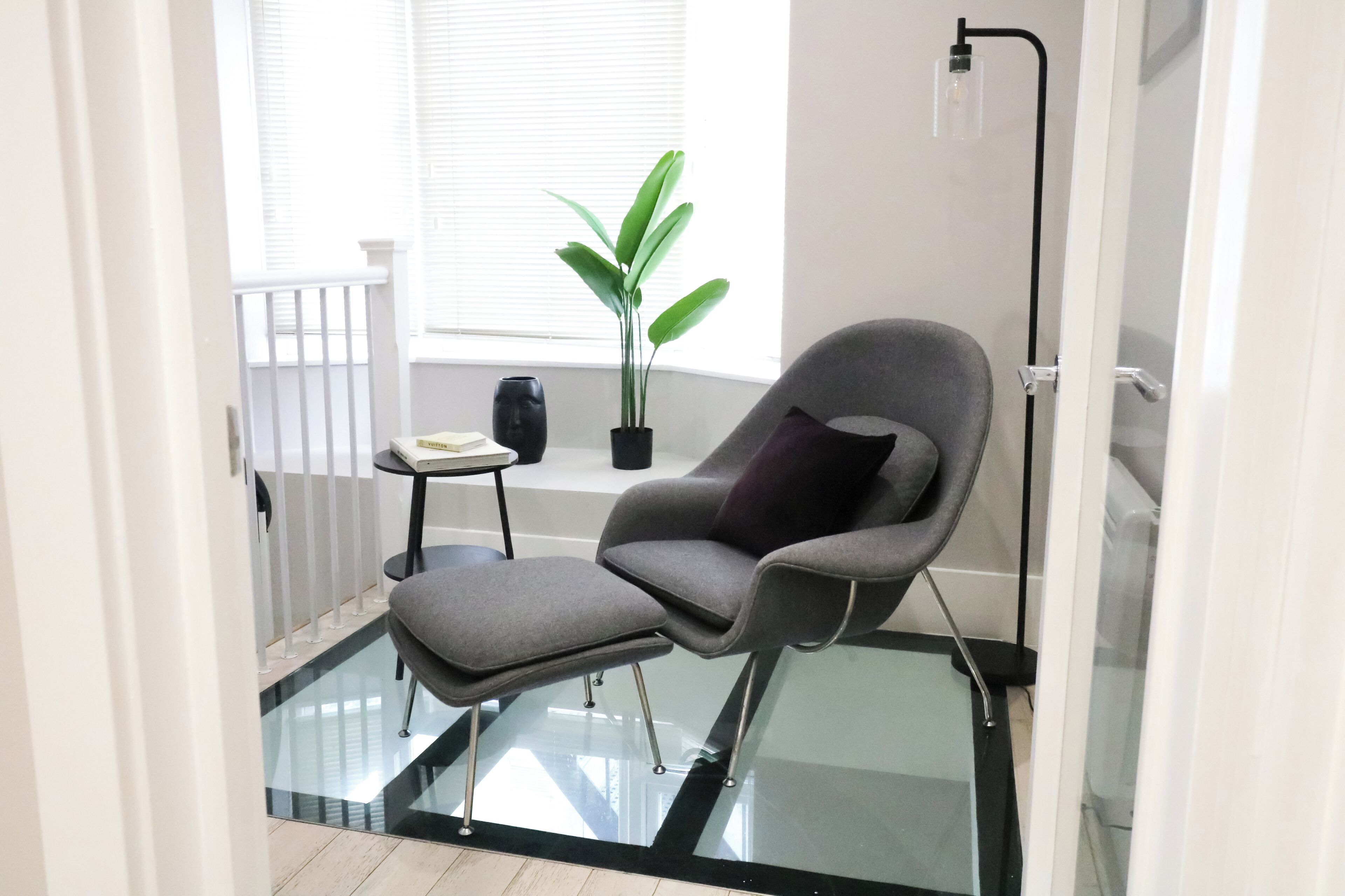 Căn hộ, 2 phòng ngủ | Khu phòng khách | TV 42-inch có truyền hình vệ tinh 