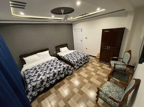 Deluxe Triple Room | Iron/ironing board, free WiFi, bed sheets - Summit Hotel Skardu (Skardu)