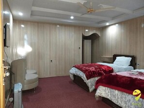 Deluxe Triple Room | Soundproofing, iron/ironing board, free WiFi, bed sheets - Summit Hotel Skardu (Skardu)