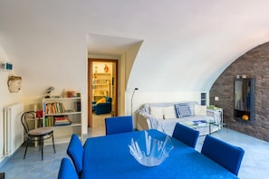Smart TV - Giardino Margherita by Napoliapartments (Napoli)