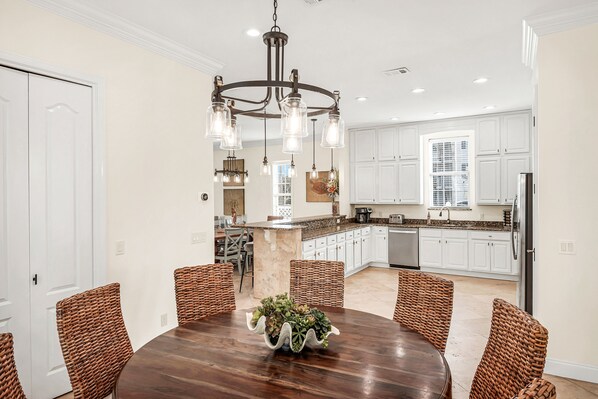 Dining - 9 Bedrooms / 6.5 Baths / Sleeps 28 / 8 Parking Spots / Pool / Steps to Beach!!! (Destin)