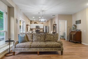 TV, fireplace, books, offices
