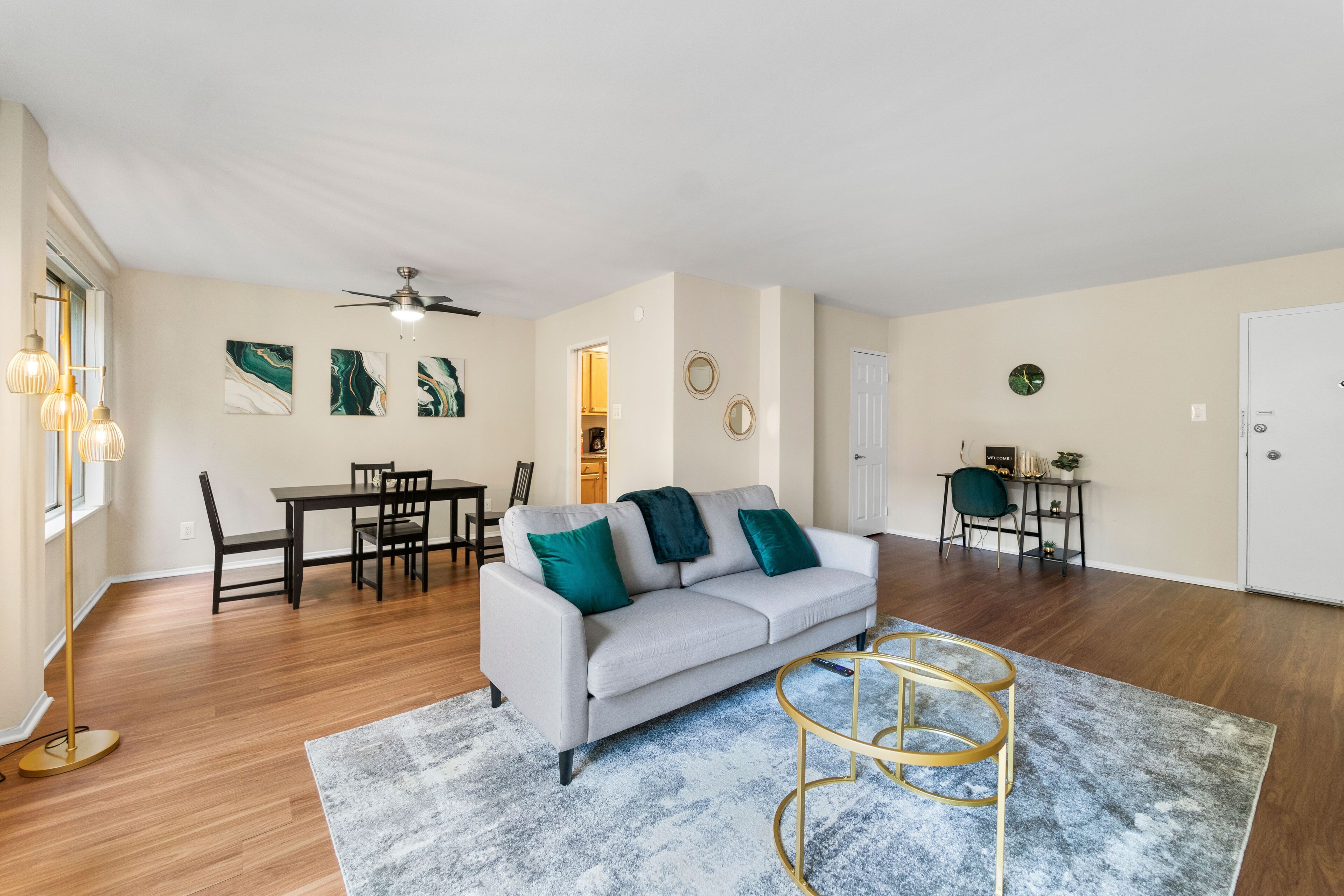 COZY One Bedroom Apartment !10 Minutes From D.C!