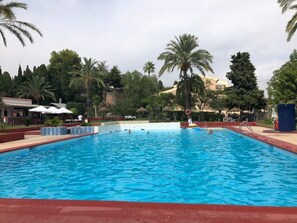 Outdoor pool - Spectacular sea view, close to the beach, restaurants and pool. (La Herradura)