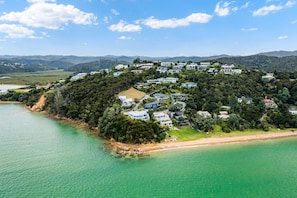 Aerial view - Bayview Corner Suite (Unit 2) - Paihia Unit (Paihia)