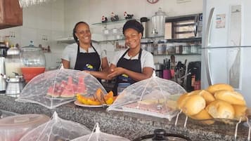 Free daily continental breakfast