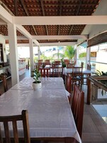 Café da manhã continental grátis todos os dias