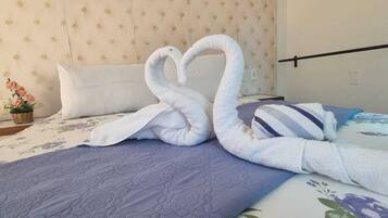 Comfort Double Room | Minibar, free WiFi, bed sheets