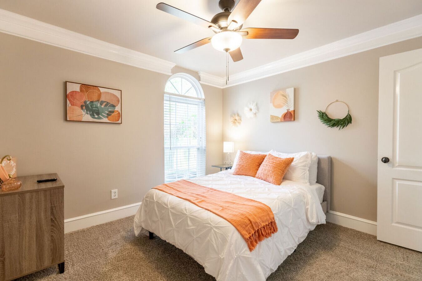 Midtown Gem:Spacious 3-Bd in Highly-Ranked Area