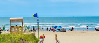 đïžBEACHSIDEđïž 2/2 Condo In The Heartbeat of SPI!!